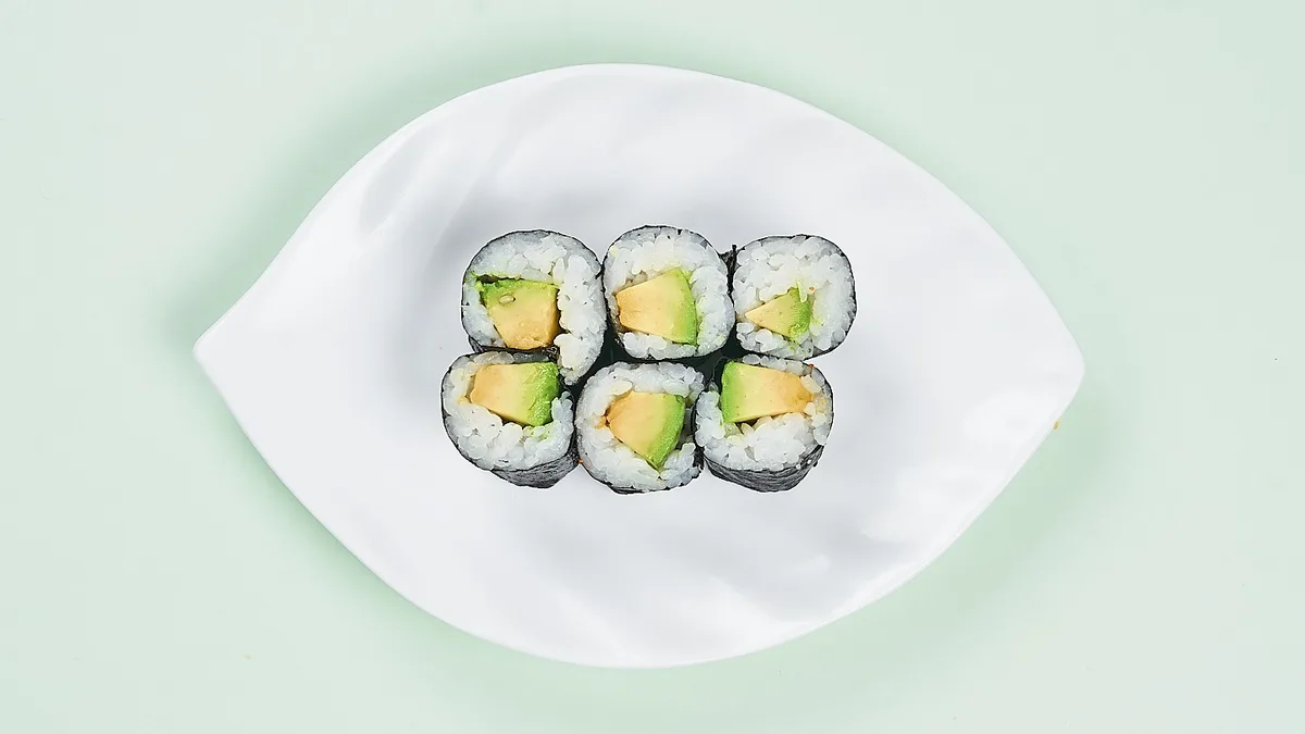 32. Avocado Maki