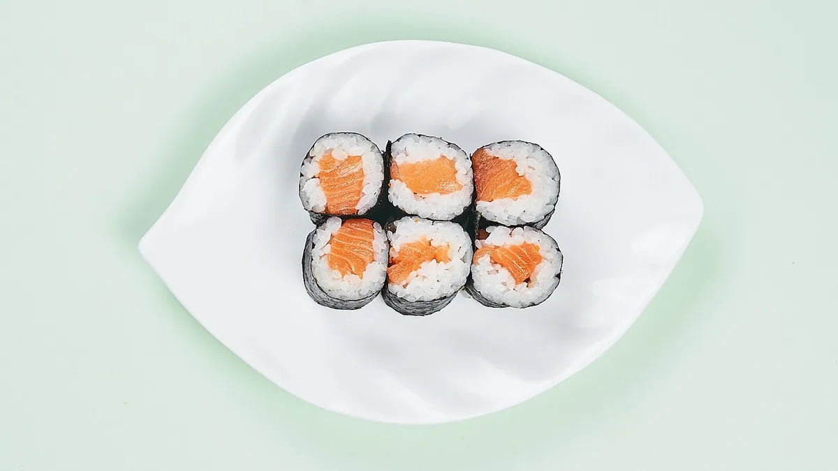 33. Sake Maki