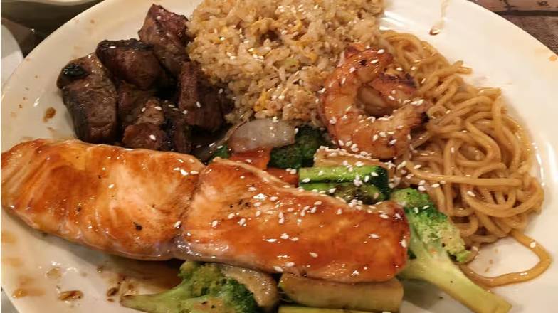 L.  Hibachi Scallops