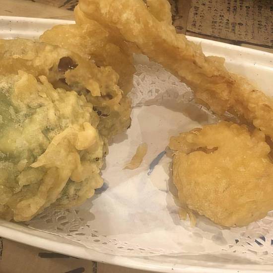 T Seafood Tempura Deluxe Dinner