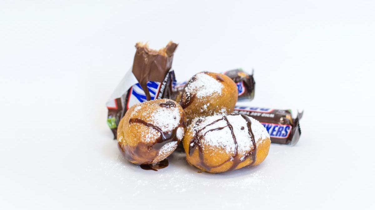 Deep-Fried Snickers (3 Pieces)