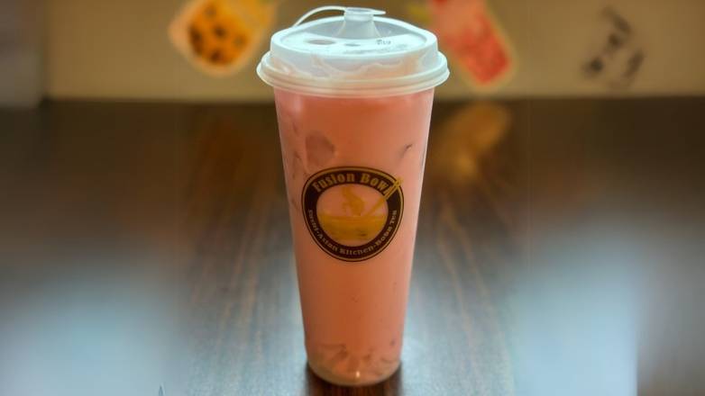 Pinky Lychee Milk Tea with Lychee Jelly