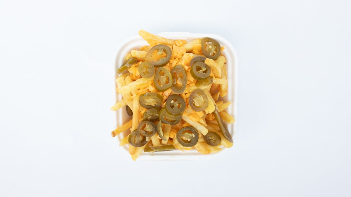 Hranolky s cheddarom a jalapeño