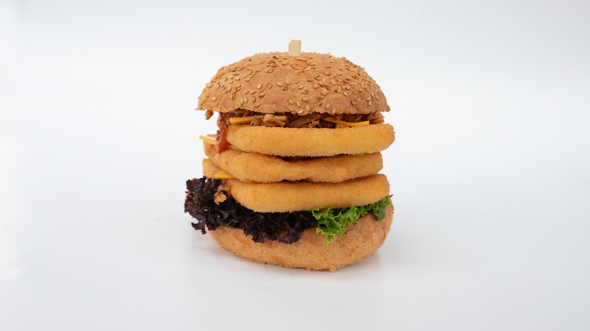 Triple cheese burger