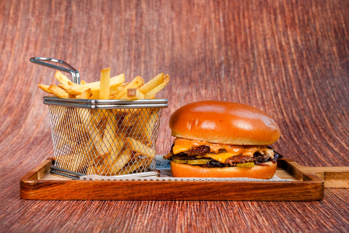 Smash beef burger