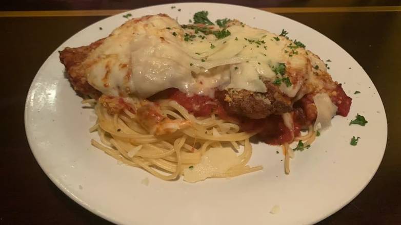 Classic Chicken Parmigiana