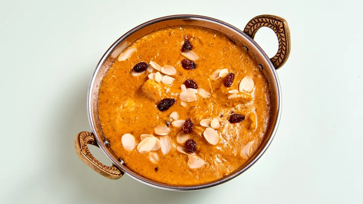 26. Chicken Korma