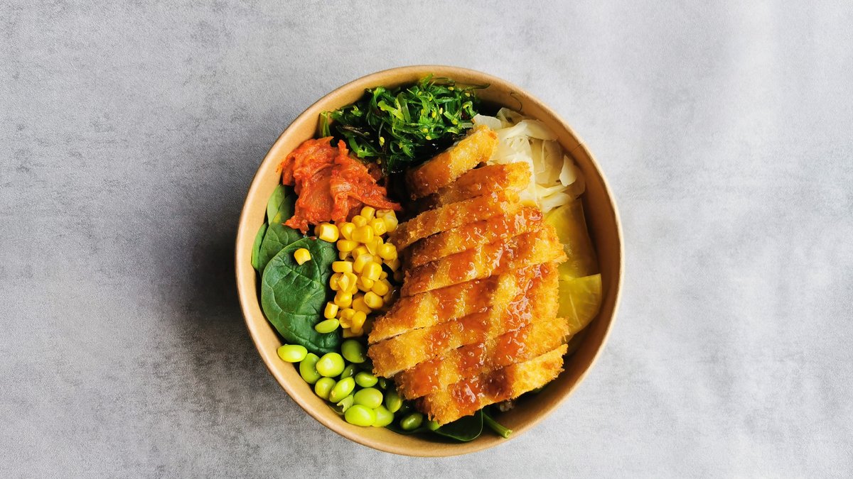 13. Kylling katsu goma nudler