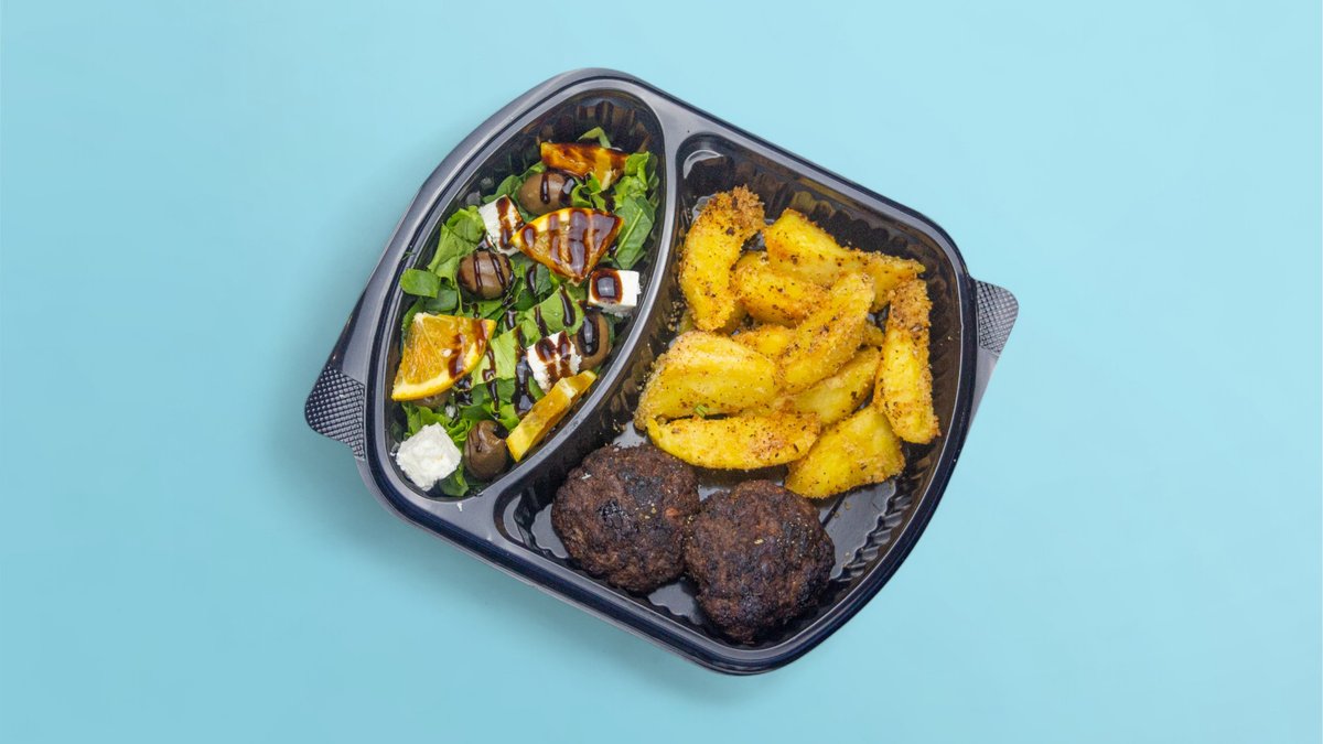 Qofte Shtëpie and Pure Patate and  Sallatë