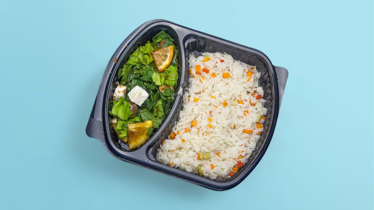 Rizoto me Perime Vegjetariane and Sallatë Stine