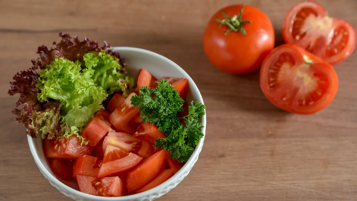 Paradajz salata