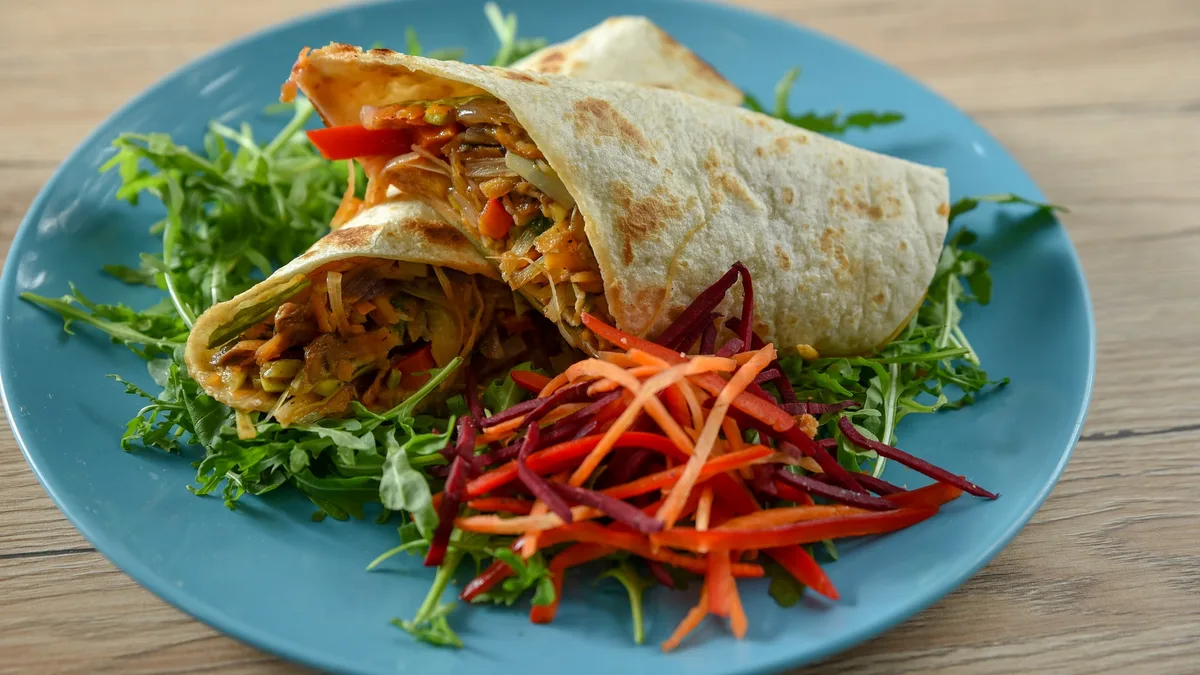 Tortilja sa sotiranim povrćem - posno