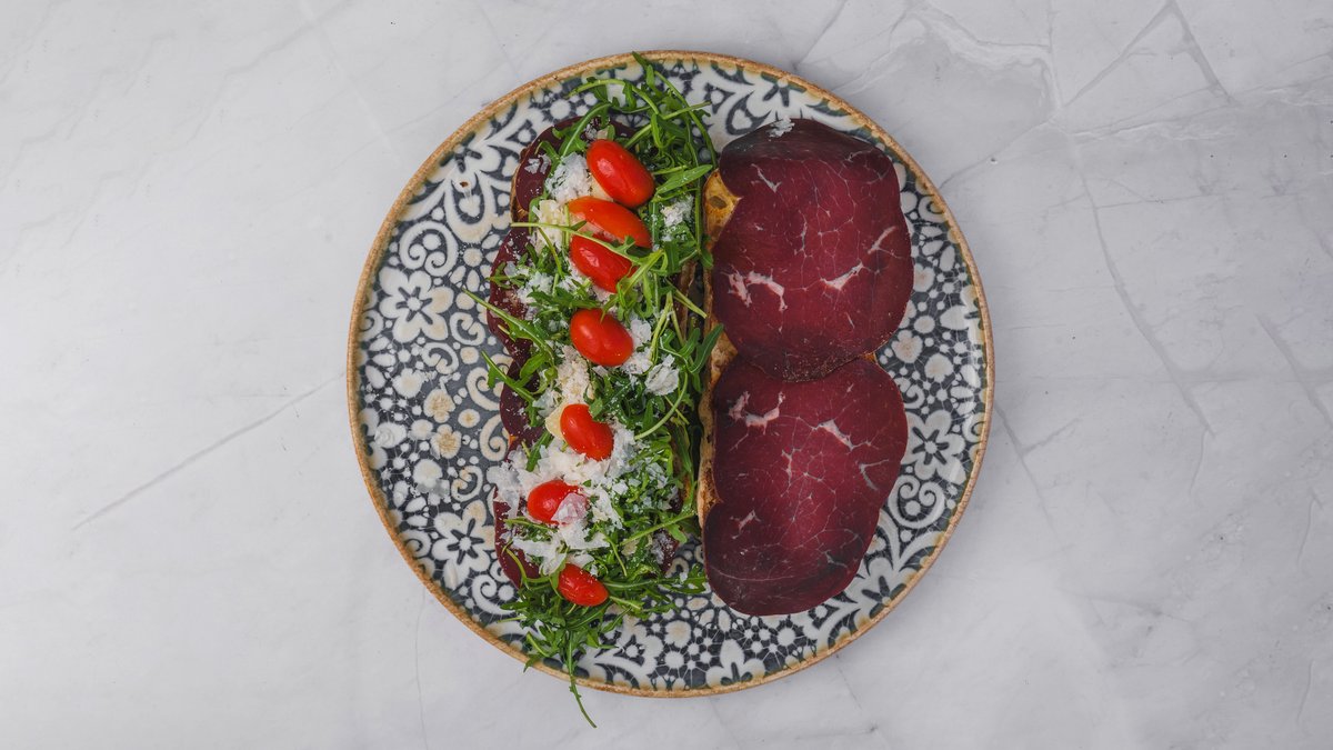 Bresaola sandwich
