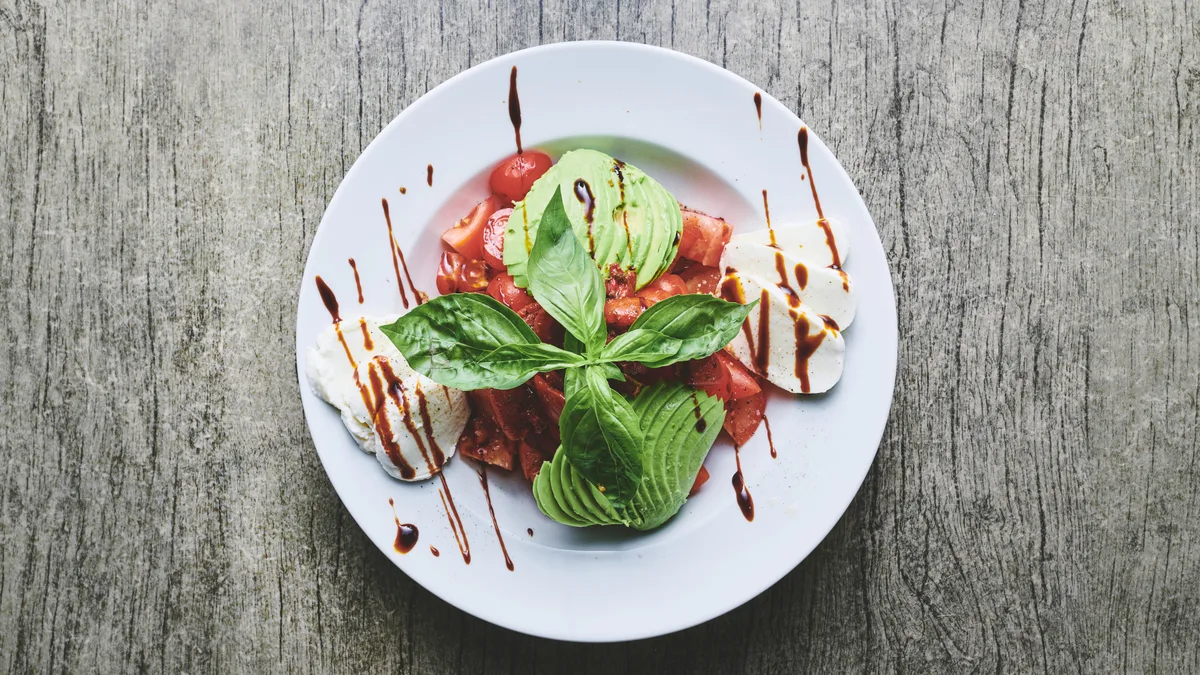 75. Insalata Caprese (V)