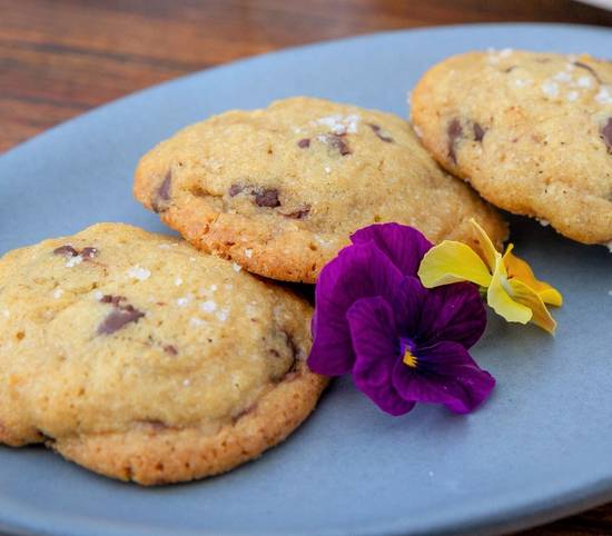 Salted Chocolate Chip Cookies
