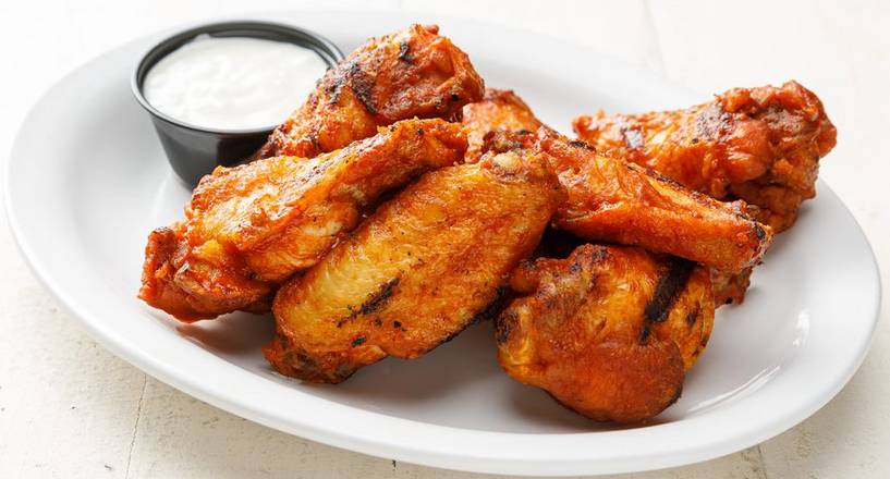 **8 WINGS**