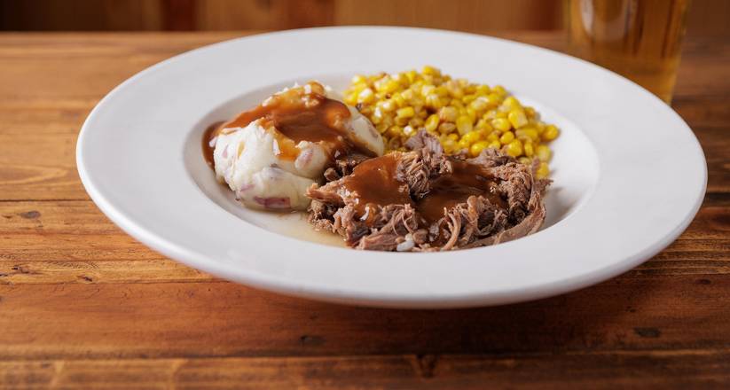 **BIRRIA BEEF DINNER