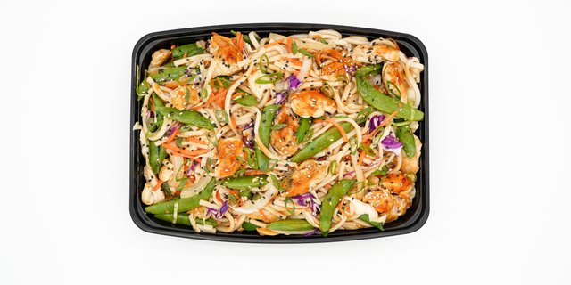 Chicken Lo Mein (Udon) Bowl