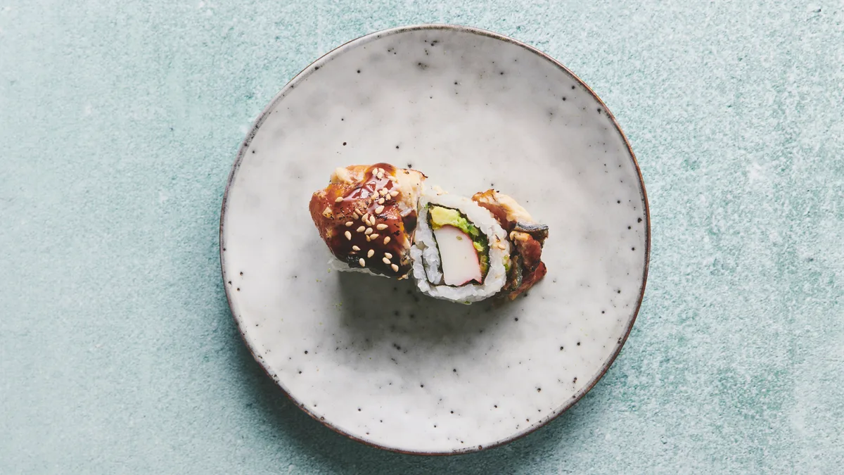 Special Maki Grillet Ål Roll