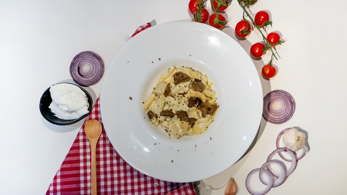 Piletina sa pečurkama pasta 500g