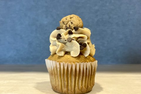 Chocolate Chip Cookie Dough Cupcake