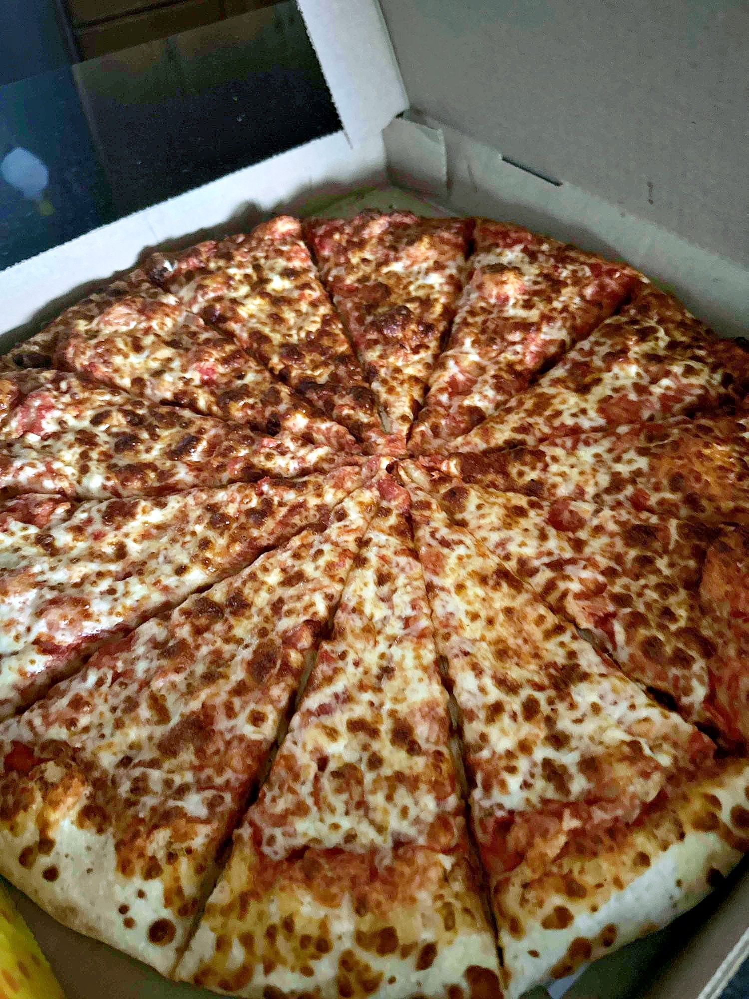 X-Large Pizza (16" - 12 Slices)
