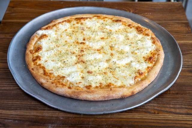White Pizza 16"