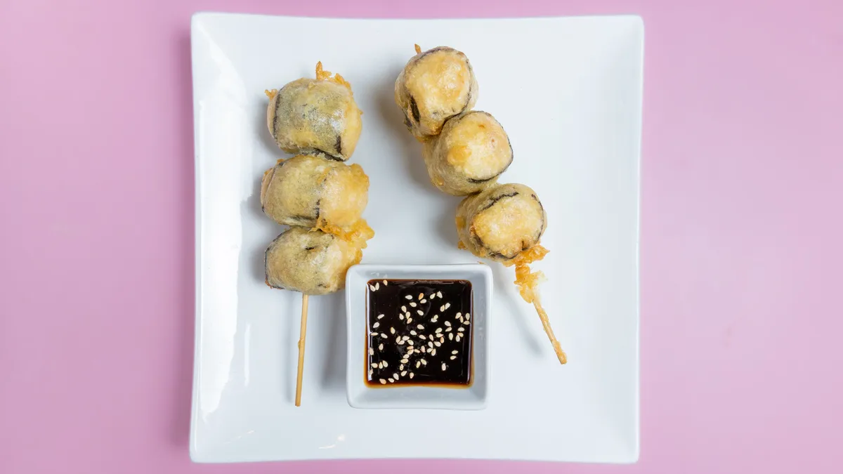 013. Kushi-Maki-Lachs
