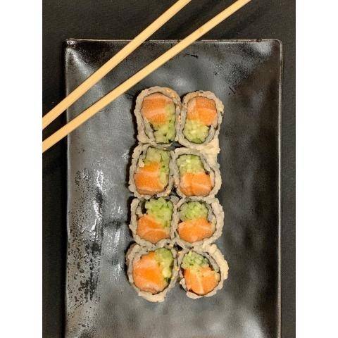 Salmon Cucumber Roll