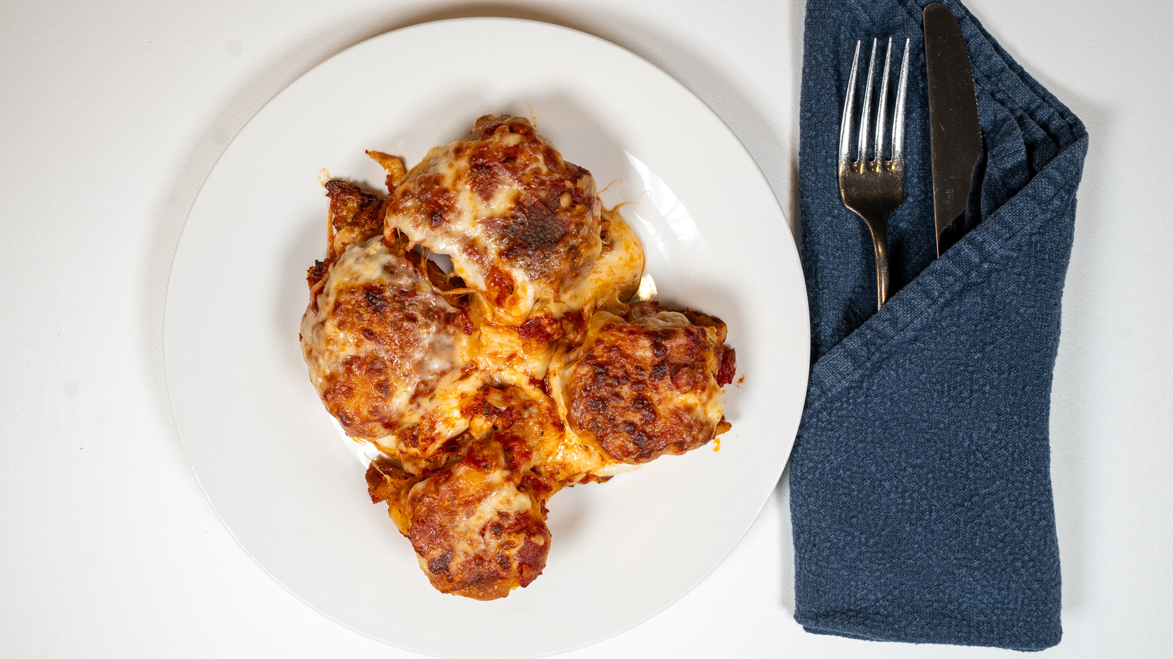 cheesy garlic knots