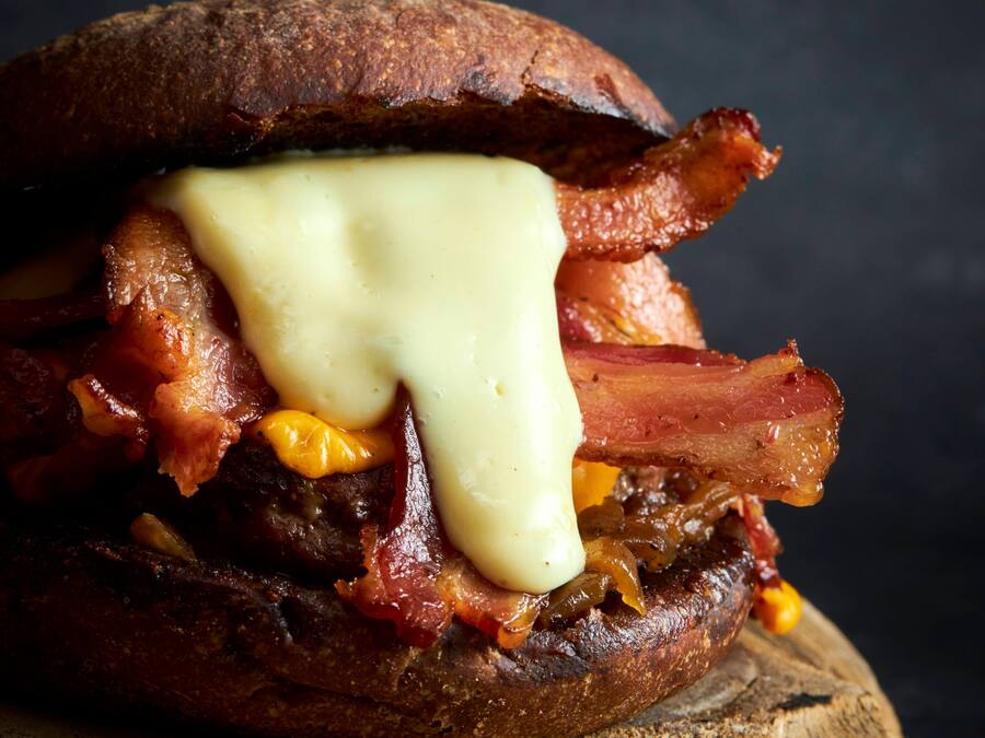 Combo Giusto Burguer Cheddar Monstrinho de 180 Grs - Sugestão
