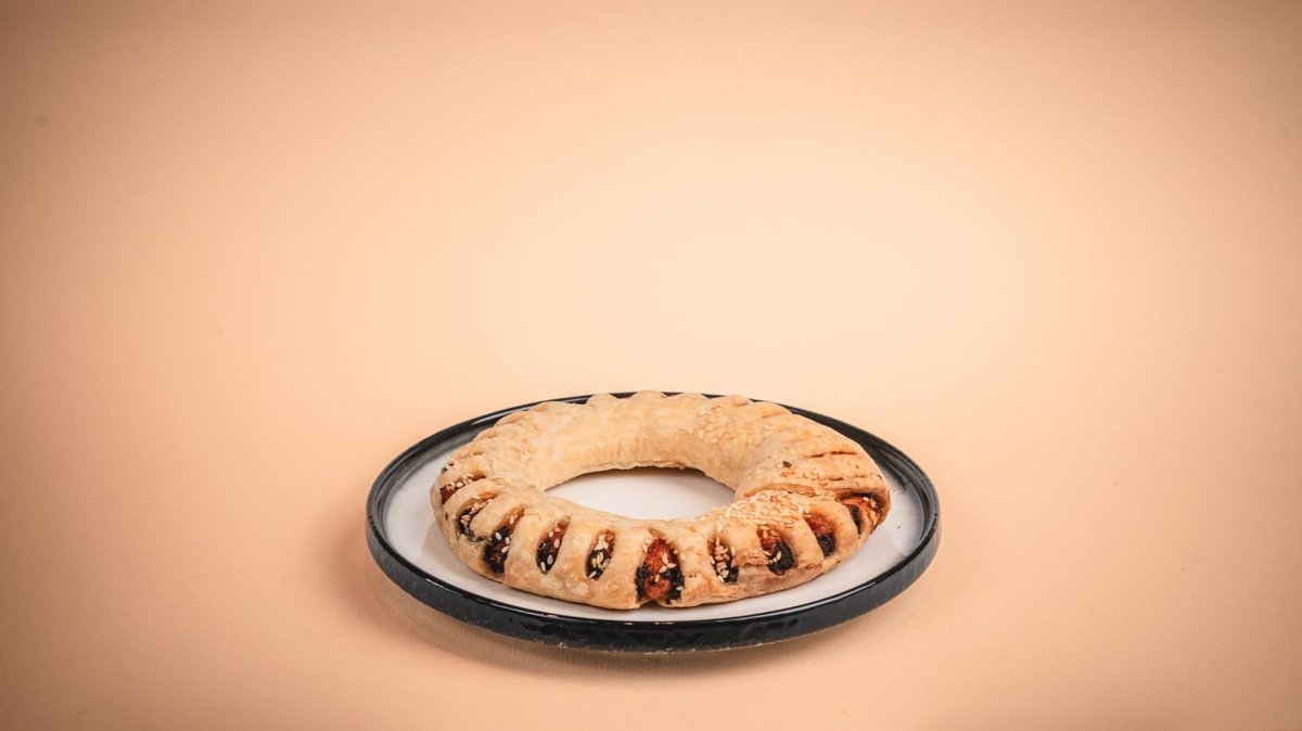 Koulouri Olive and Tomato