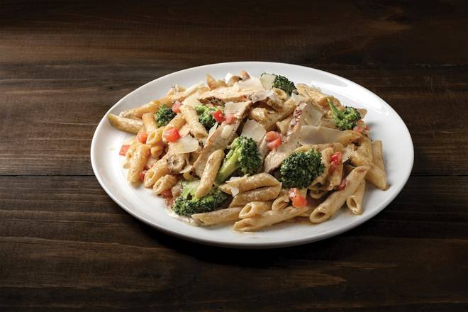 PENNE PASTA WITH GARLIC CREAM SAUCE (w/ Shrimp)