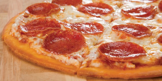 Gluten-Free Pepperoni Pizza