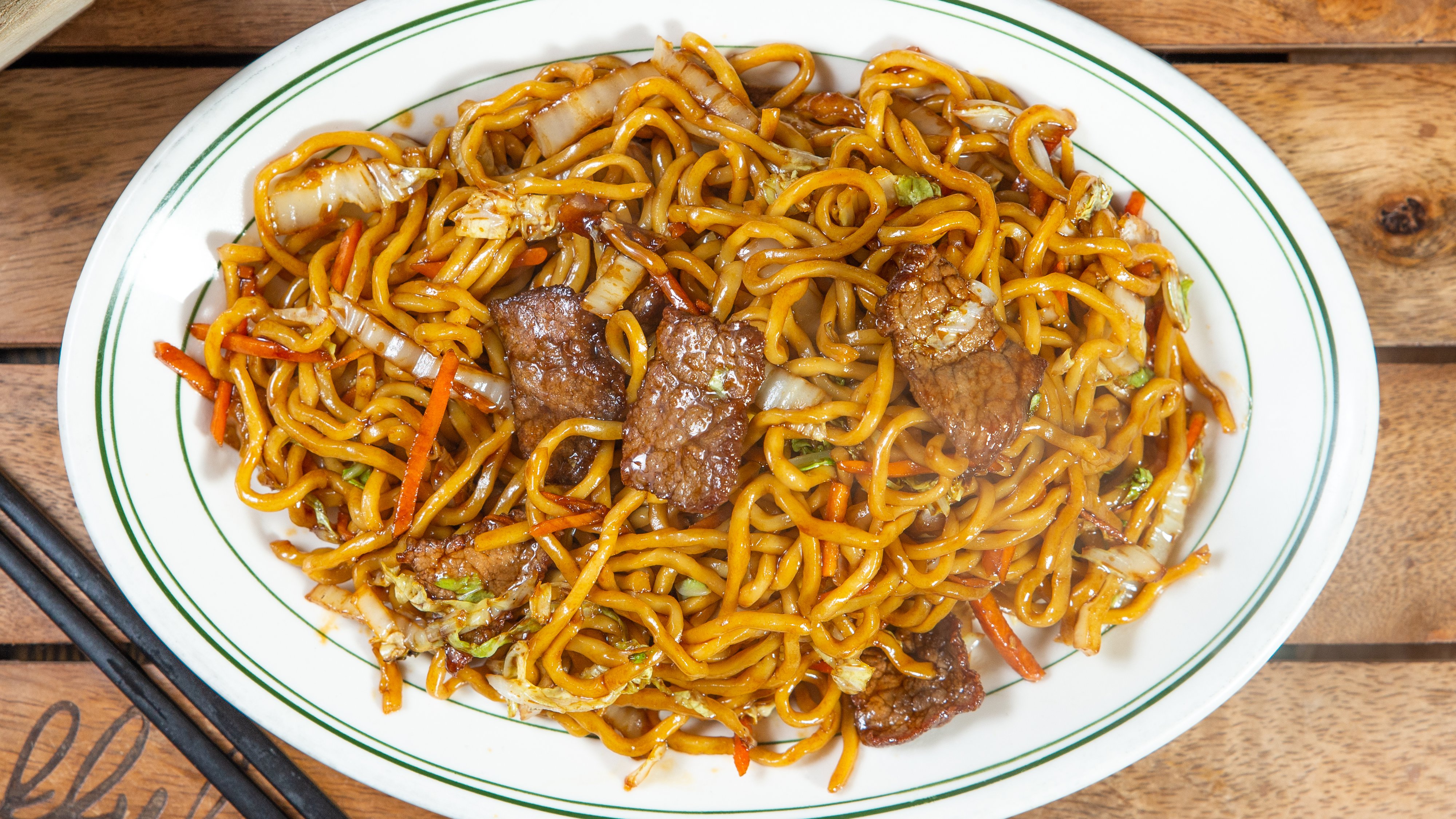 32. Beef Lo Mein