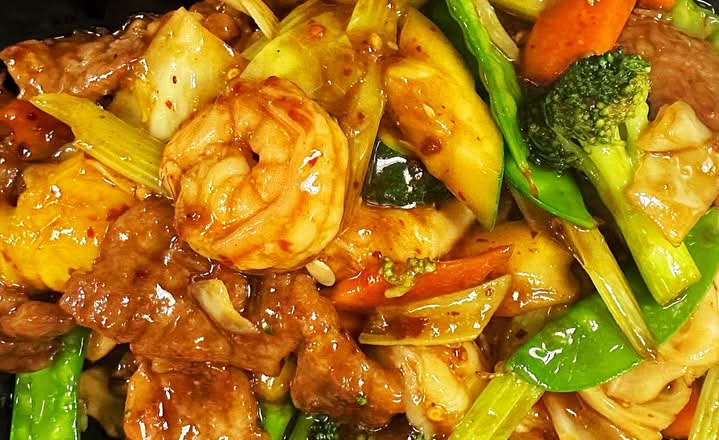 H8.House Special Chicken-H8.本楼鸡
