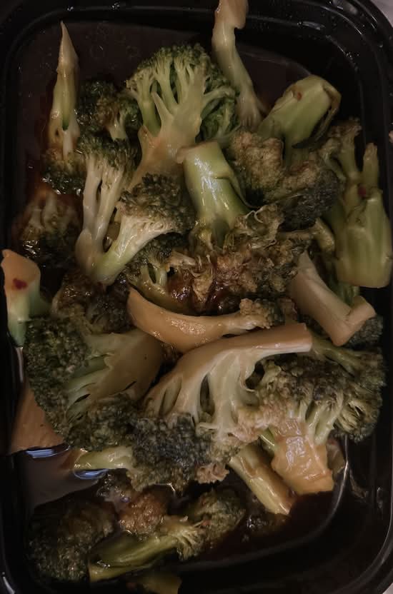 Broccoli with Garlic Sauce (quart)