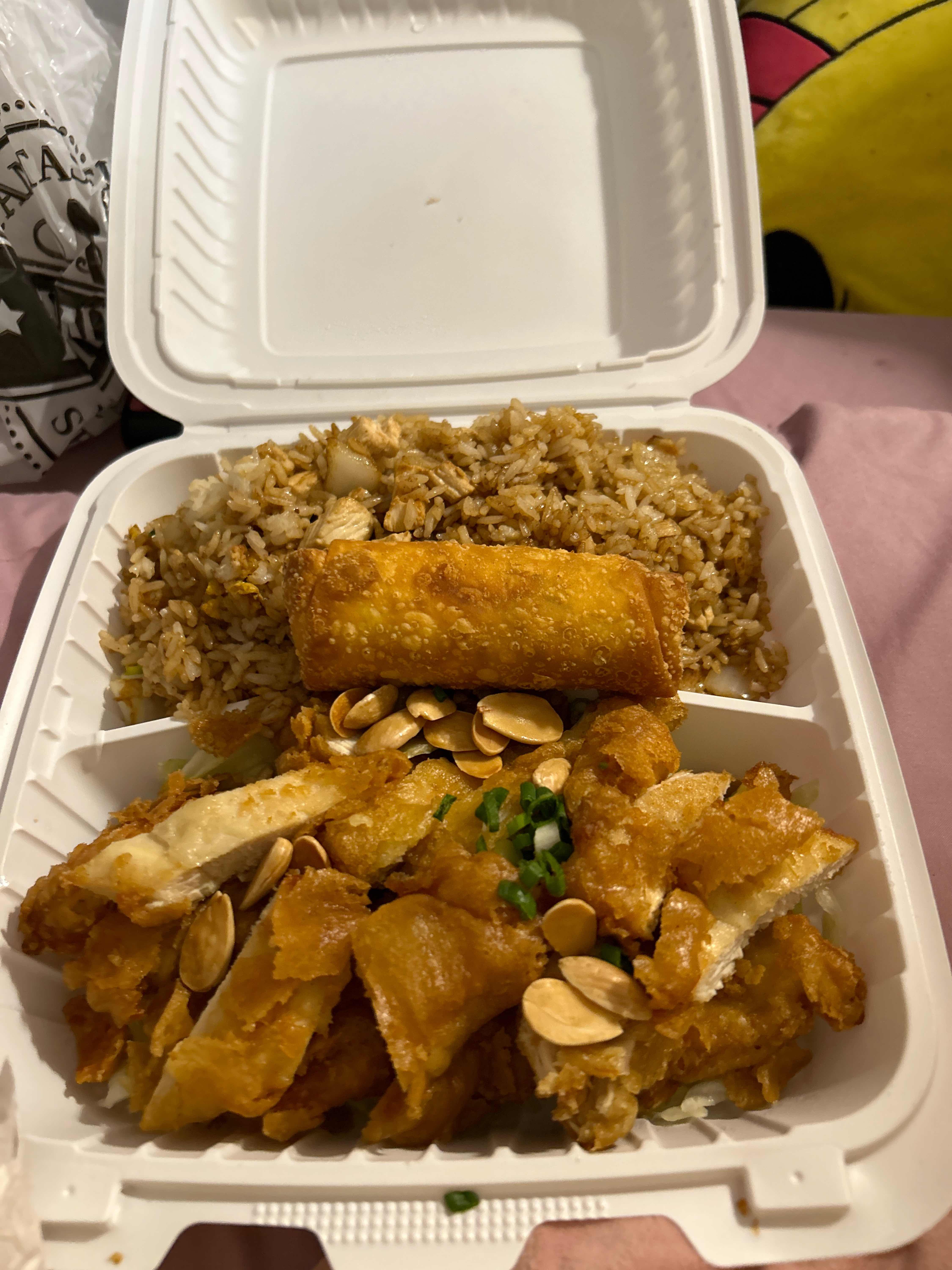 C7. Almond Boneless Chicken Combination Plate