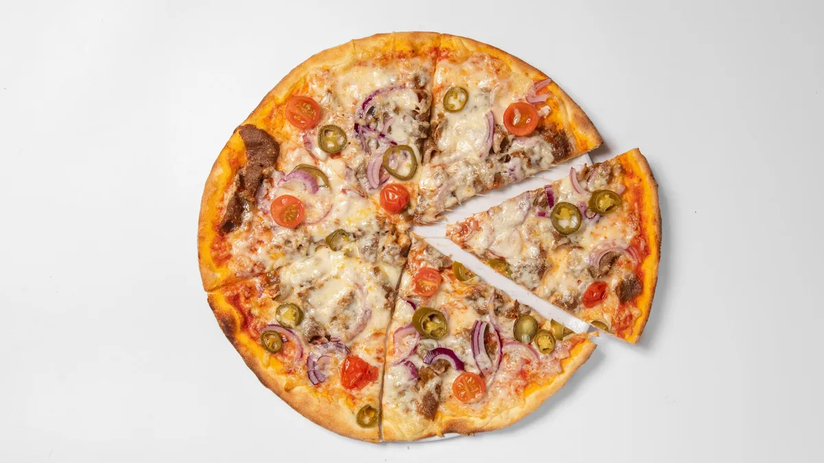 19. Kebab pizza