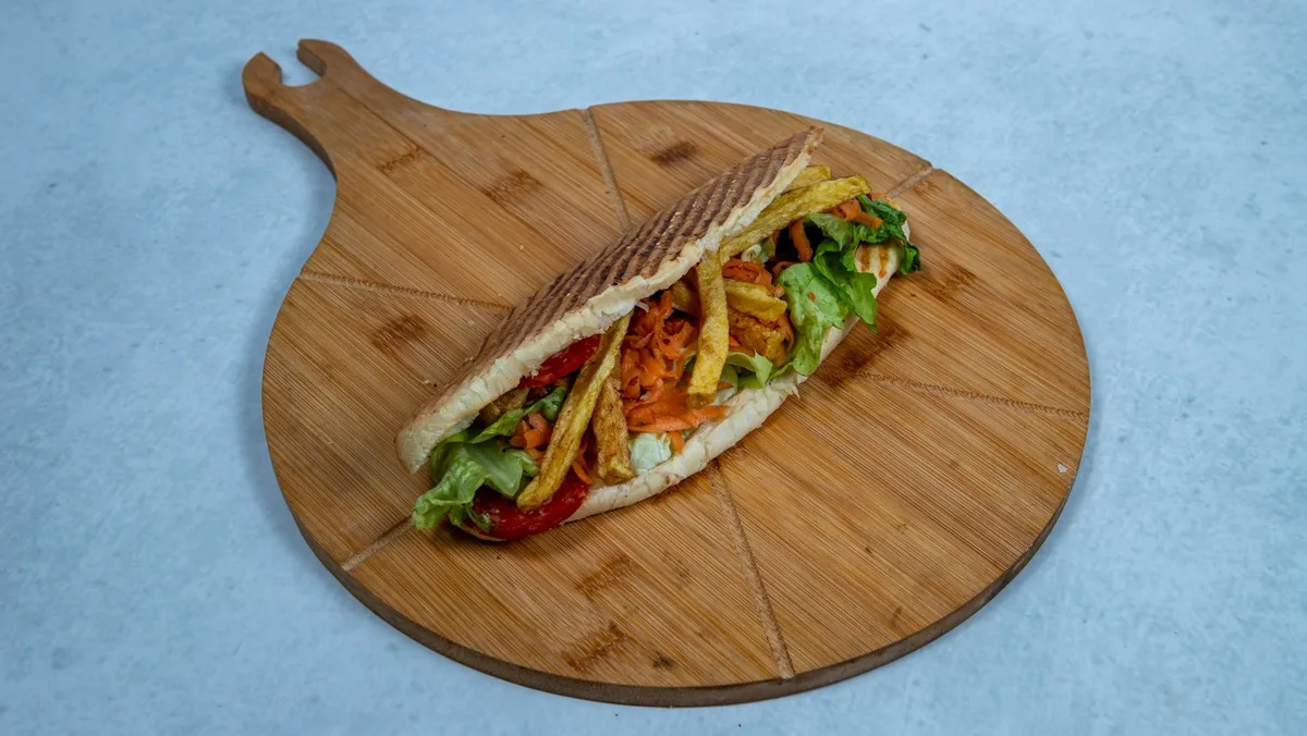 Pizza sendvič sa tunom