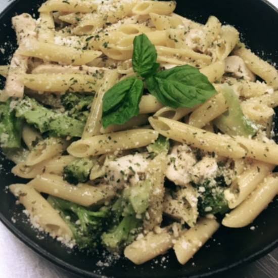 Chicken and Broccoli Over Pasta