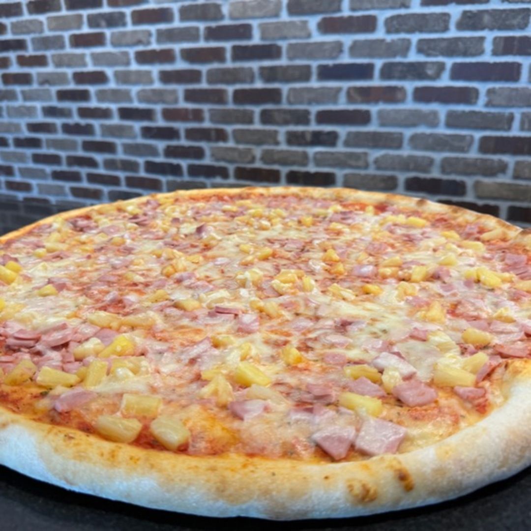 Hawaiian Pizza
