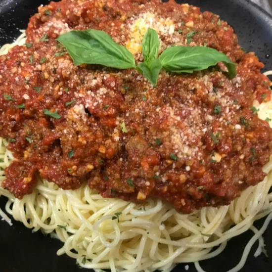 Pasta w/Meat Sauce