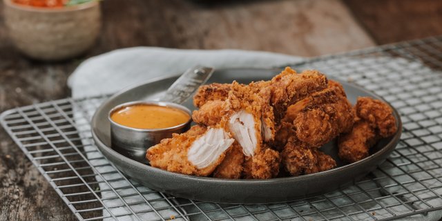 Twisted Tenders Tray