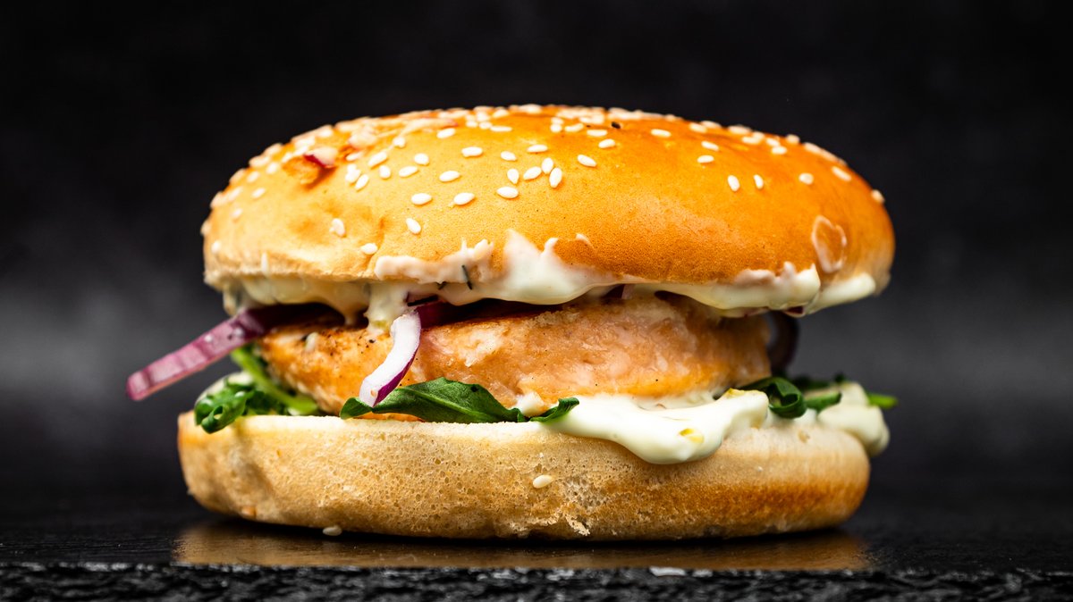 Losos Burger +pomfrit 100gr