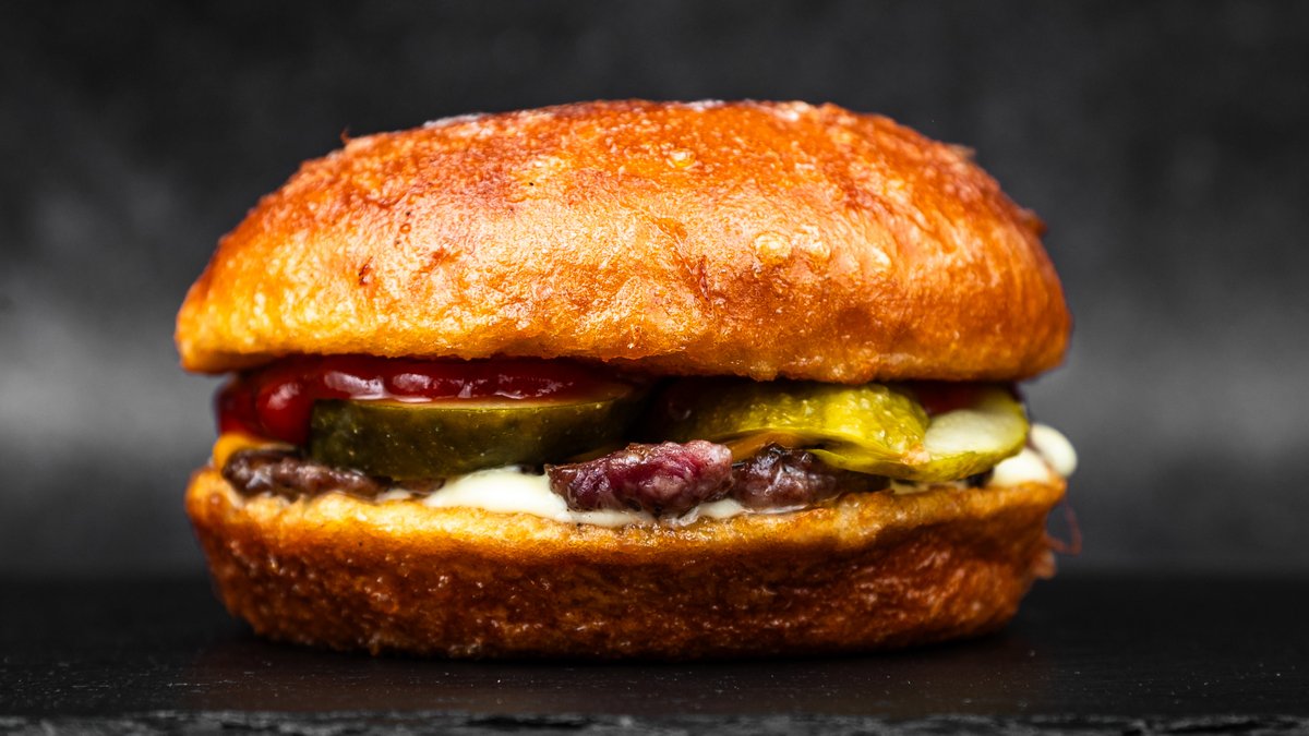 Prženica Burger + pomfrit 100gr