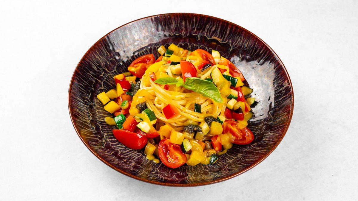 Veganske testenine z zelenjavo