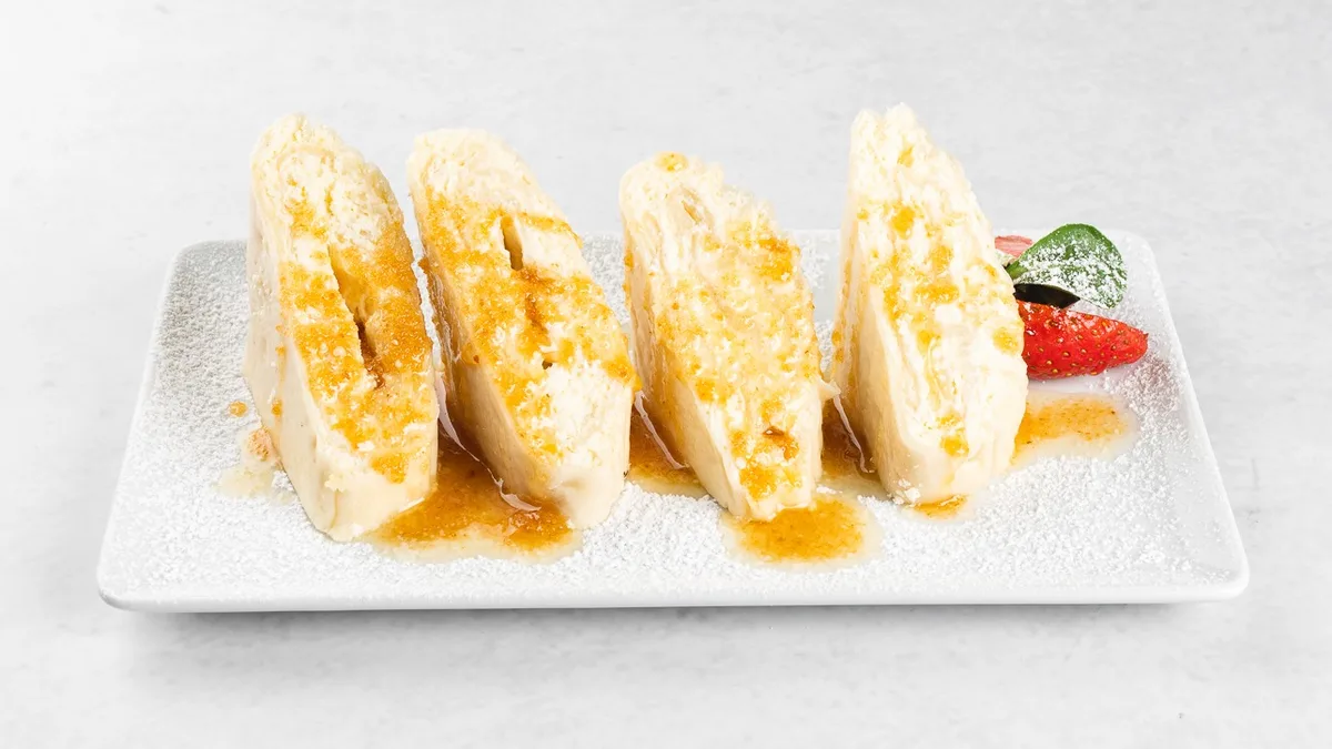 Domači sirovi štruklji na drobtincah