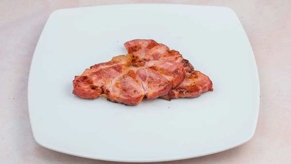 Dimljeni svinjski vrat 1kg