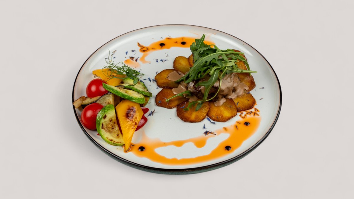 Медальоны с соусом BEEF JUS